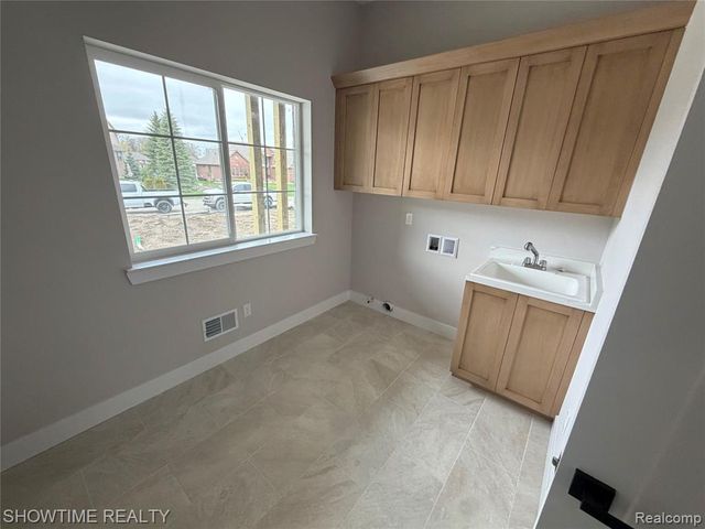 68125 Lake Angela Drive, Richmond, MI 48062
