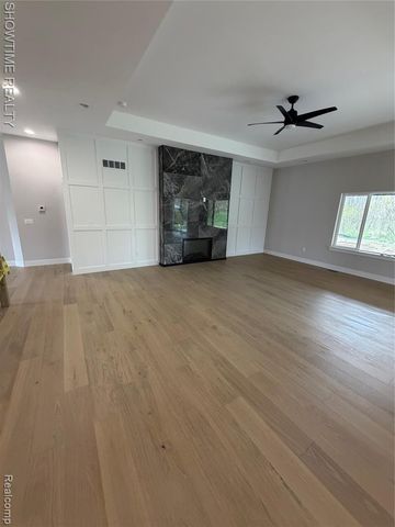 68125 Lake Angela Drive, Richmond, MI 48062