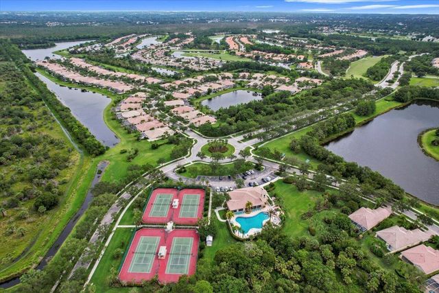 3277 SE Glacier Terrace, Hobe Sound, FL 33455