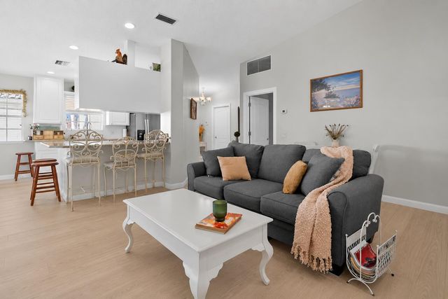 3277 SE Glacier Terrace, Hobe Sound, FL 33455