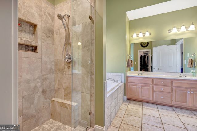 50 Lyndhurst Way, Sharpsburg, GA 30277