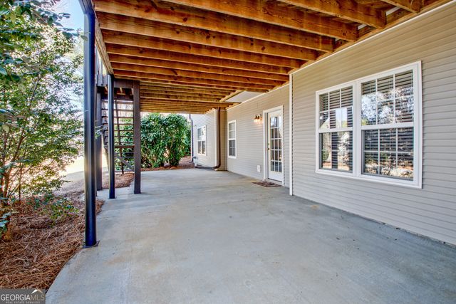 50 Lyndhurst Way, Sharpsburg, GA 30277