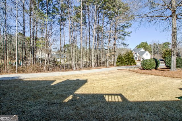 50 Lyndhurst Way, Sharpsburg, GA 30277