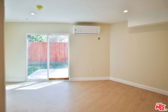 5517 Lavinia Avenue, Lynwood, CA 90262
