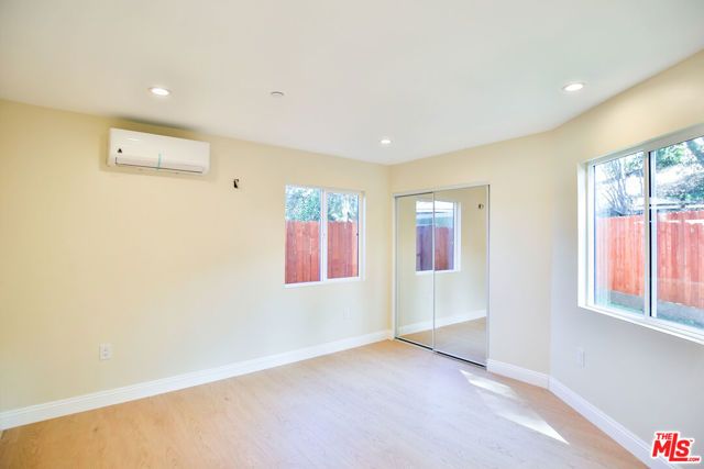 5517 Lavinia Avenue, Lynwood, CA 90262