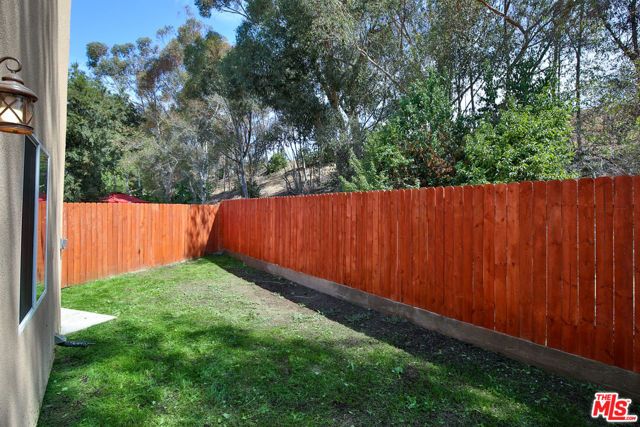 5517 Lavinia Avenue, Lynwood, CA 90262