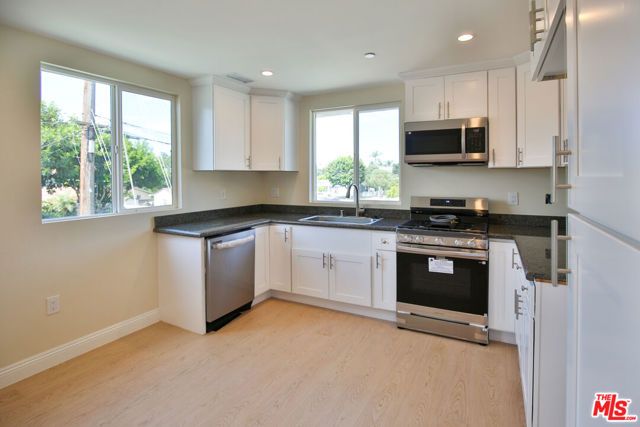 5517 Lavinia Avenue, Lynwood, CA 90262