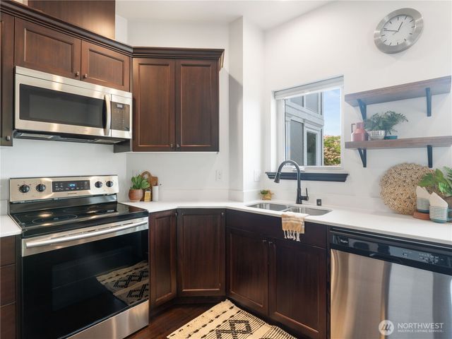 2019 Cornwall Avenue, Bellingham, WA 98225