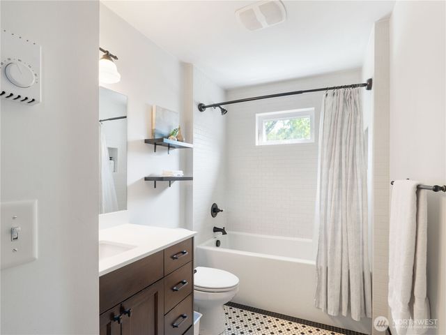 2019 Cornwall Avenue, Bellingham, WA 98225