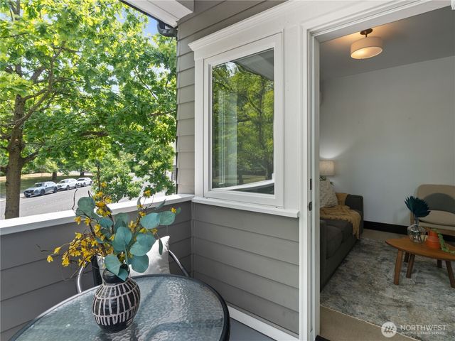 2019 Cornwall Avenue, Bellingham, WA 98225
