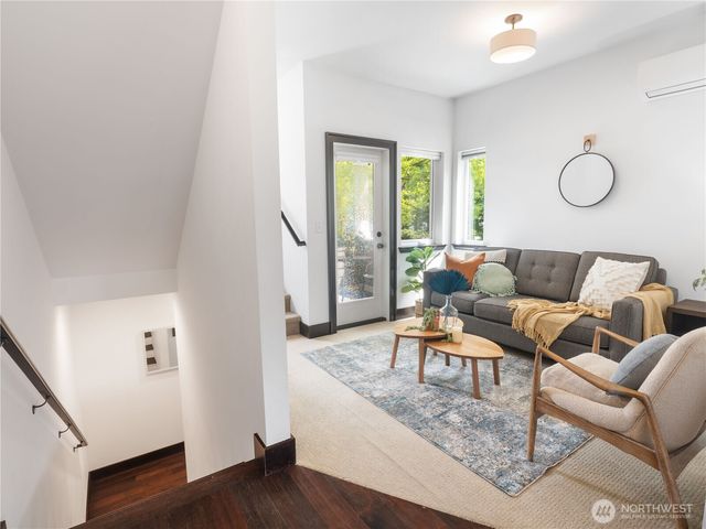 2019 Cornwall Avenue, Bellingham, WA 98225