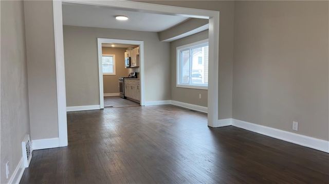 1969 N 30th Street, Kansas City, KS 66104