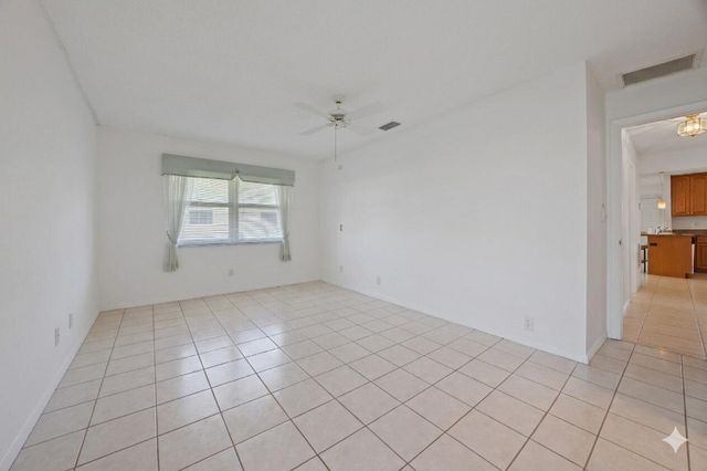 275 High Point Court D, Boynton Beach, FL 33435