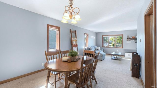 372 N Line Street, Columbia City, IN 46725