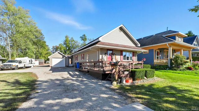 372 N Line Street, Columbia City, IN 46725