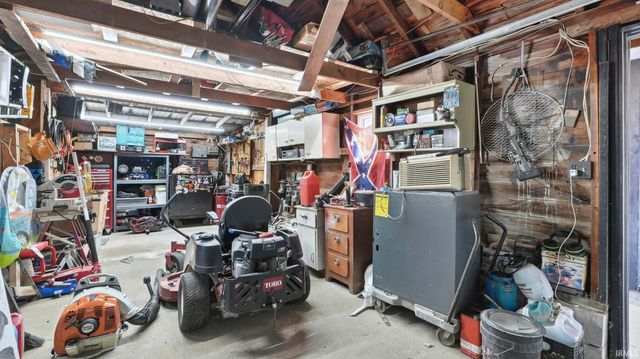 372 N Line Street, Columbia City, IN 46725