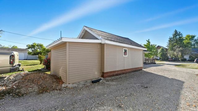 372 N Line Street, Columbia City, IN 46725