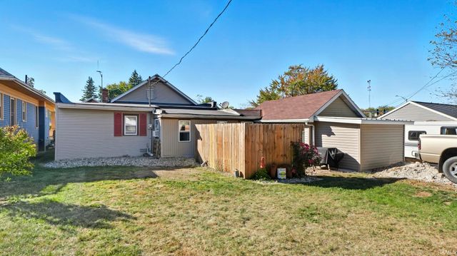 372 N Line Street, Columbia City, IN 46725