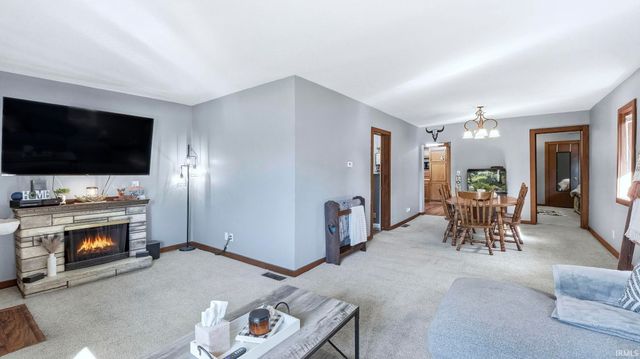 372 N Line Street, Columbia City, IN 46725