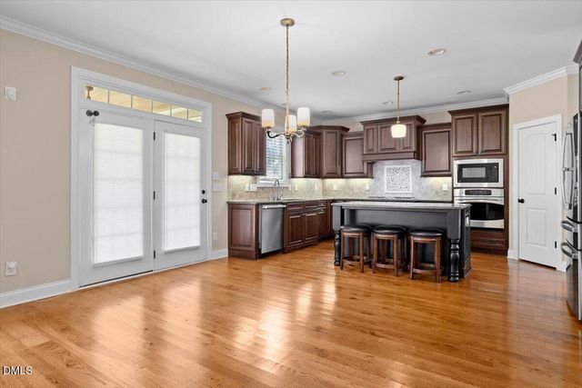 504 Simbury Glen Court, Cary, NC 27519