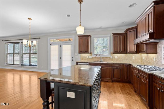 504 Simbury Glen Court, Cary, NC 27519