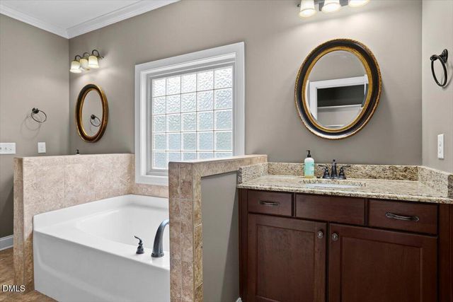 504 Simbury Glen Court, Cary, NC 27519