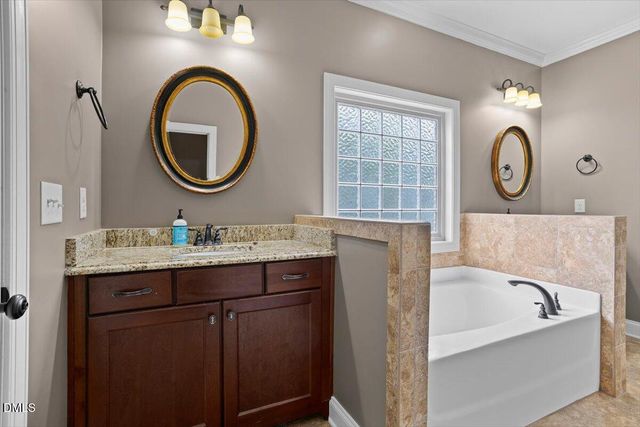 504 Simbury Glen Court, Cary, NC 27519