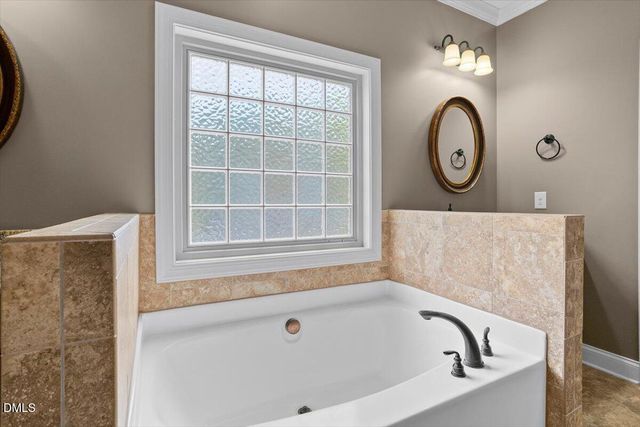 504 Simbury Glen Court, Cary, NC 27519