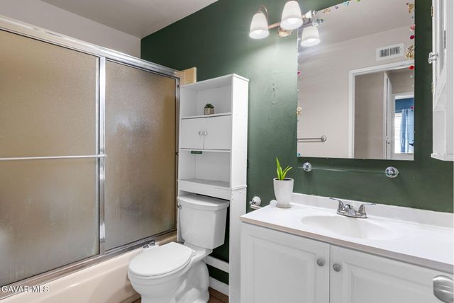 707 E Avenue J4, Lancaster, CA 93535