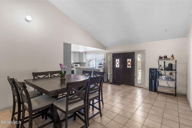 707 E Avenue J4, Lancaster, CA 93535