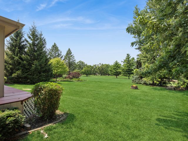 39988 N Trevino Lane, Antioch, IL 60002