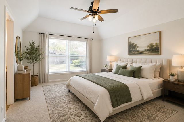 333 W Louella Drive, Hurst, TX 76054