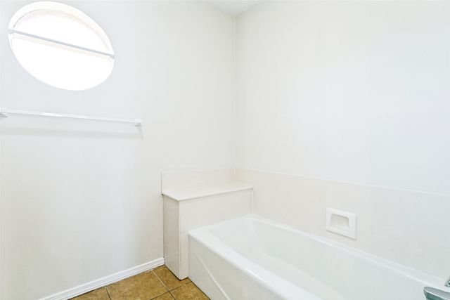 333 W Louella Drive, Hurst, TX 76054