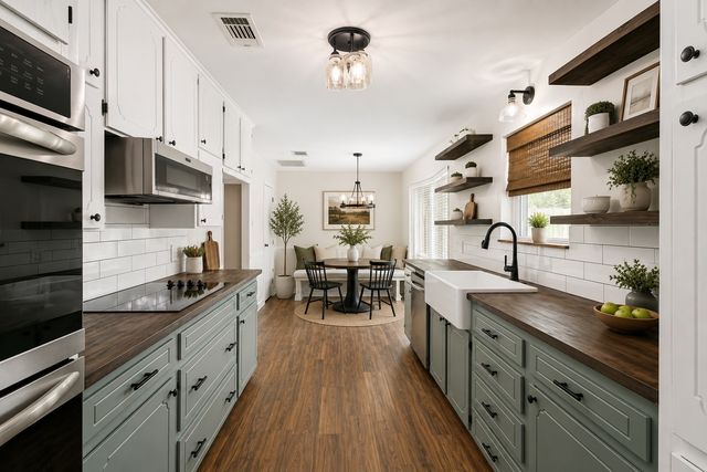 333 W Louella Drive, Hurst, TX 76054