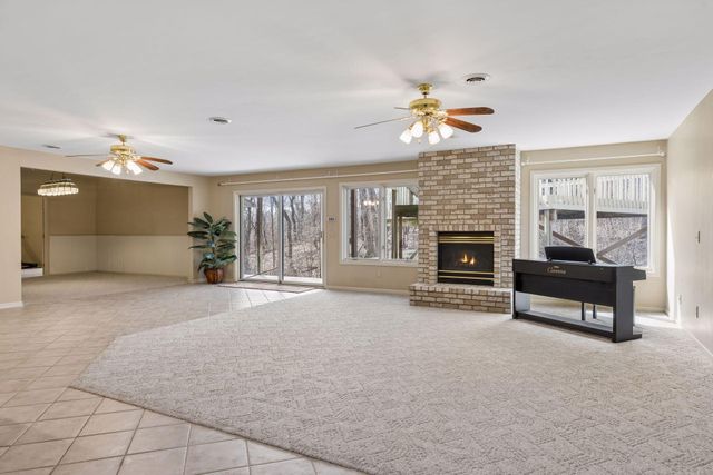 9440 Abigail Court, Inver Grove Heights, MN 55077