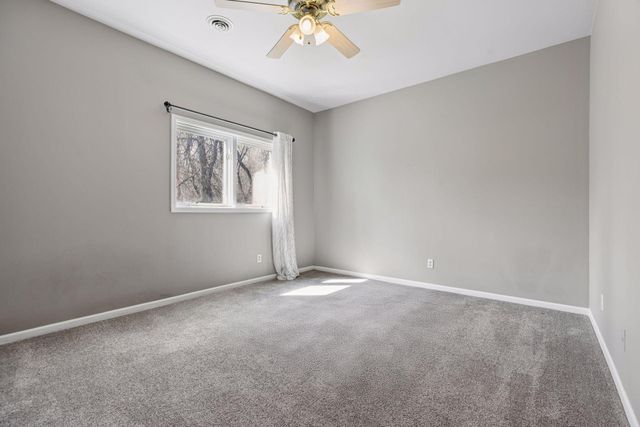 9440 Abigail Court, Inver Grove Heights, MN 55077