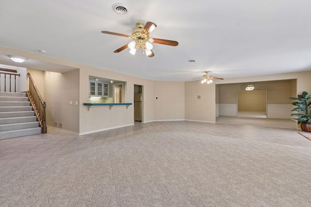 9440 Abigail Court, Inver Grove Heights, MN 55077