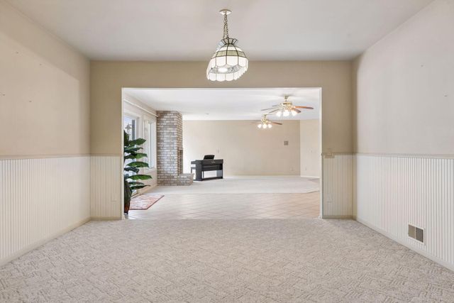 9440 Abigail Court, Inver Grove Heights, MN 55077