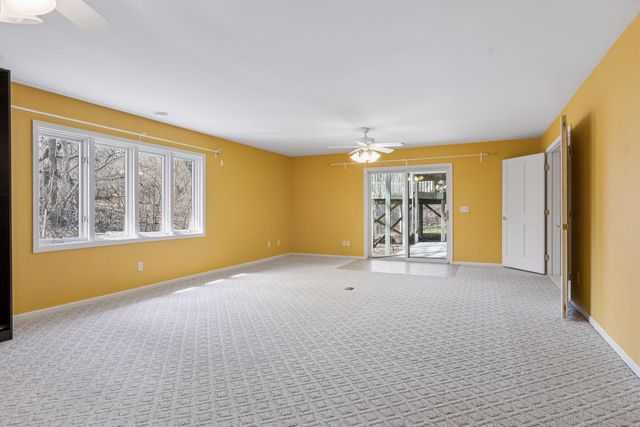 9440 Abigail Court, Inver Grove Heights, MN 55077