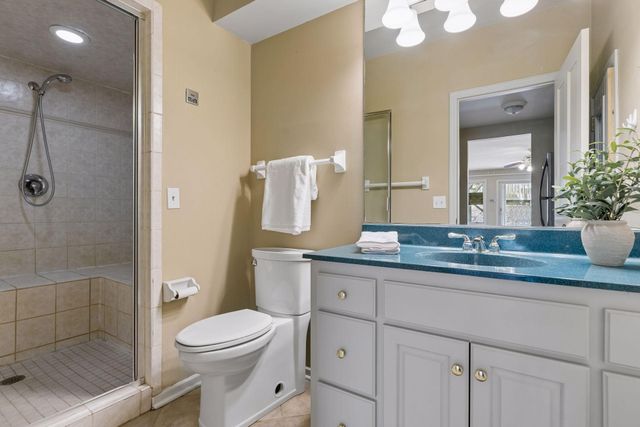 9440 Abigail Court, Inver Grove Heights, MN 55077