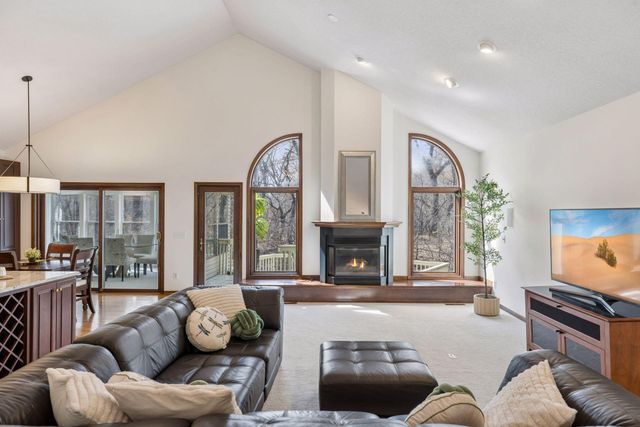 9440 Abigail Court, Inver Grove Heights, MN 55077