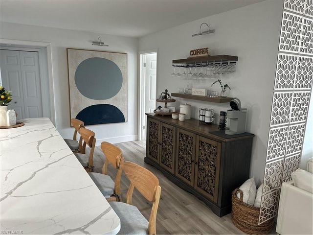 1900 Clifford ST 201, Fort Myers, FL 33901