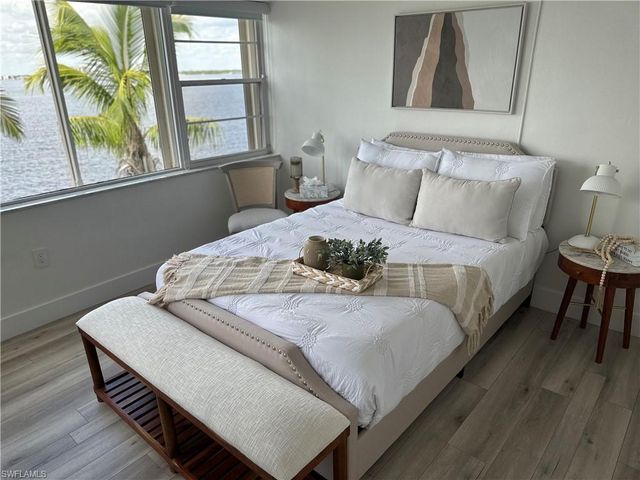 1900 Clifford ST 201, Fort Myers, FL 33901