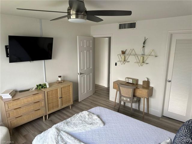 1900 Clifford ST 201, Fort Myers, FL 33901