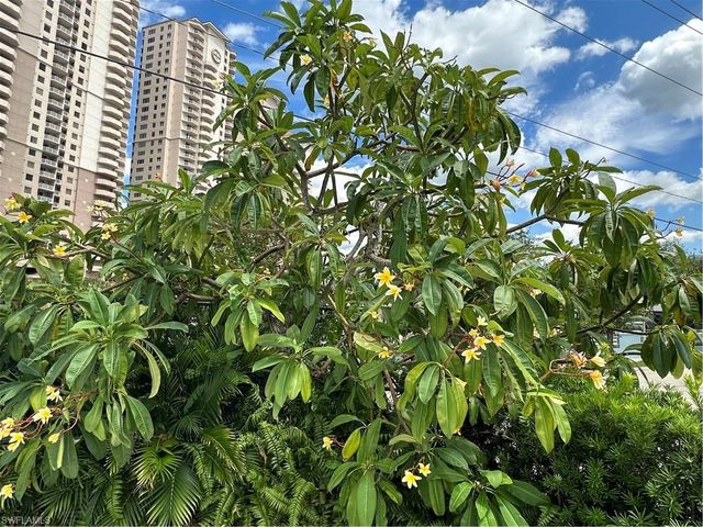 1900 Clifford ST 201, Fort Myers, FL 33901