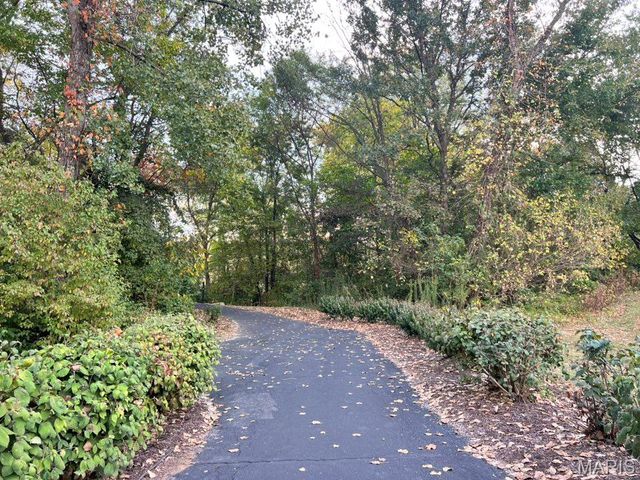 2317 Hank's Close 186 STB, Washington, MO 63090