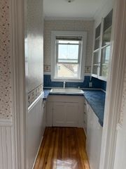 66 blackamore Avenue, Cranston, RI 02910