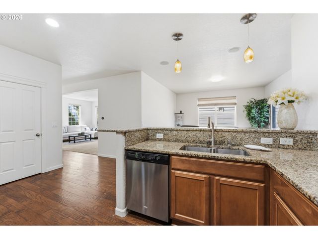 5231 Se LONE OAK St, Hillsboro, OR 97123
