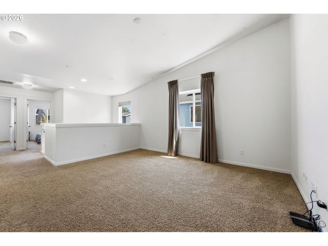 5231 Se LONE OAK St, Hillsboro, OR 97123