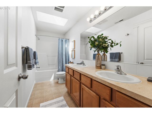 5231 Se LONE OAK St, Hillsboro, OR 97123